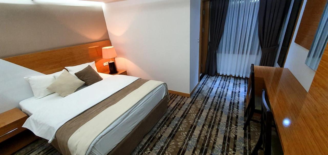 Bulvar Hotel İzmir Extérieur photo